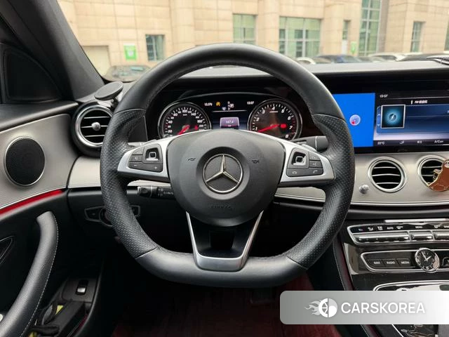 Mercedes-Benz E-class 2018 Красный из Китая, фото 3
