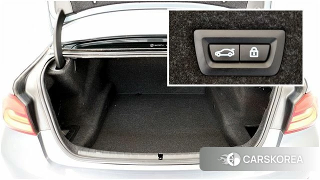 BMW 5 Series (G30) 2018 Светло-серебряный цвет из Кореи, фото 3