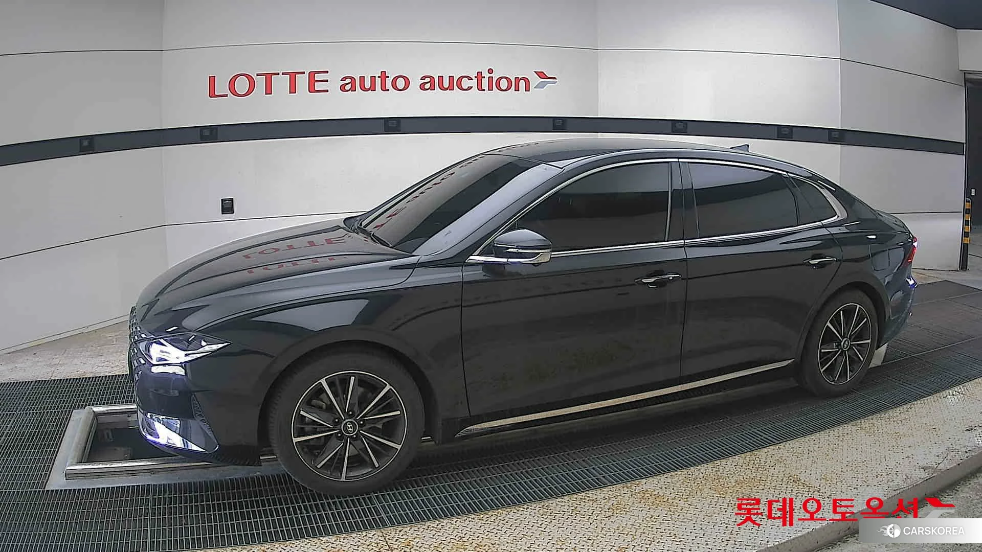 Hyundai Grandeur 2022 Midnight Black Pearl из Кореи, фото 3