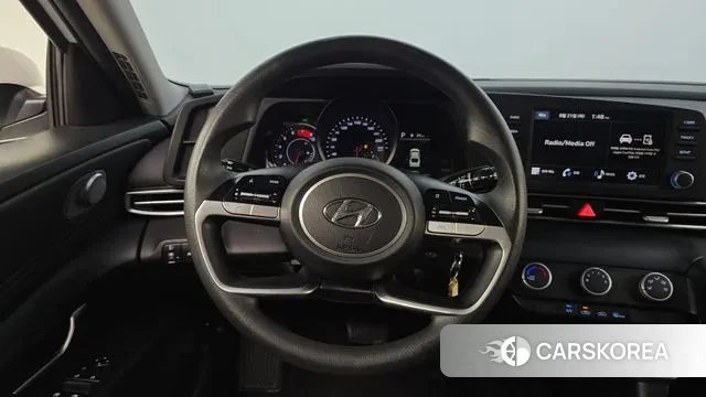 Hyundai Avante (CN7) 2022 Белый из Кореи, фото 3