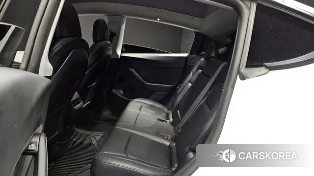 Tesla Model Y 2022 Белый из Кореи, фото 3