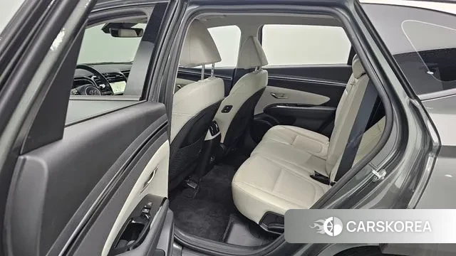 Hyundai Tucson (NX4) 2021 Серый из Кореи, фото 3