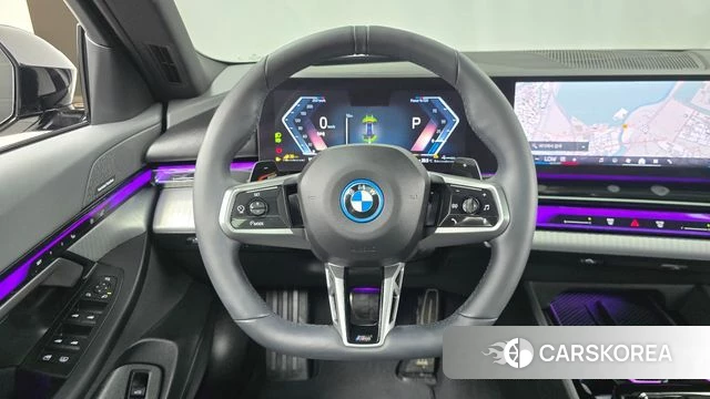 BMW 5 Series (G60) 2025 Синий из Кореи, фото 3