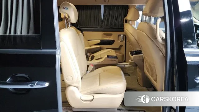 Kia The New Carnival 2018 Черный из Кореи, фото 3