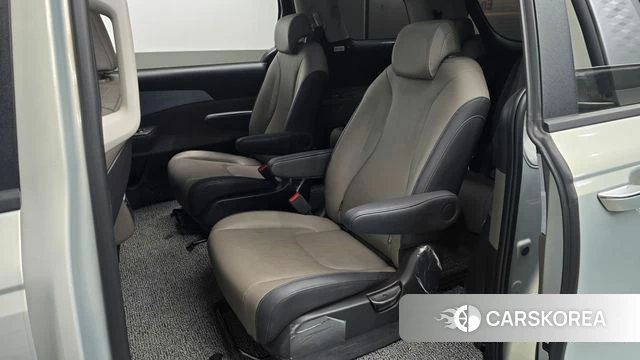 Kia The New Carnival 4th Generation 2025 Цвет галактики из Кореи, фото 3