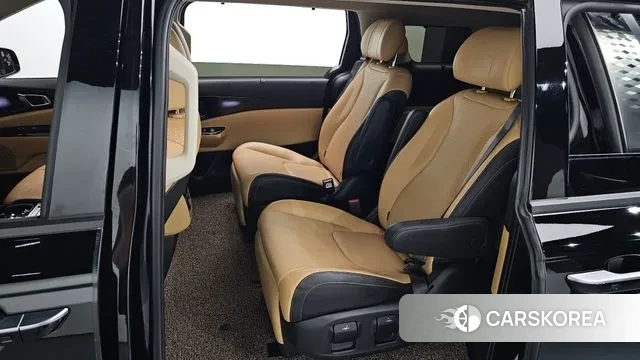 Kia Carnival 4th generation 2023 Черный из Кореи, фото 3