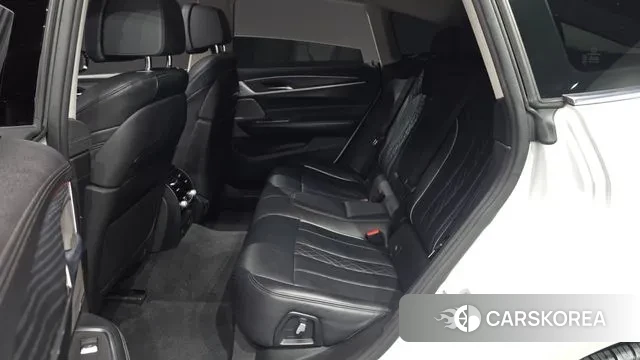 BMW 6 Series GT (G32) 2020 Белый из Кореи, фото 3