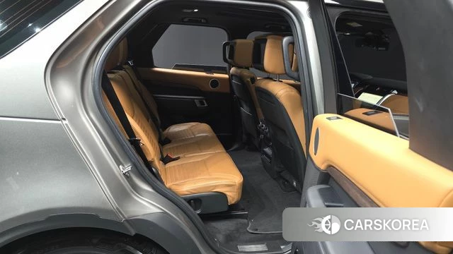 Land Rover Discovery 5 2018 Цвет тростника из Кореи, фото 3