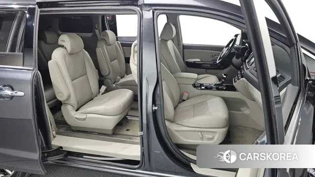 Kia The New Carnival 2019 Серый из Кореи, фото 3