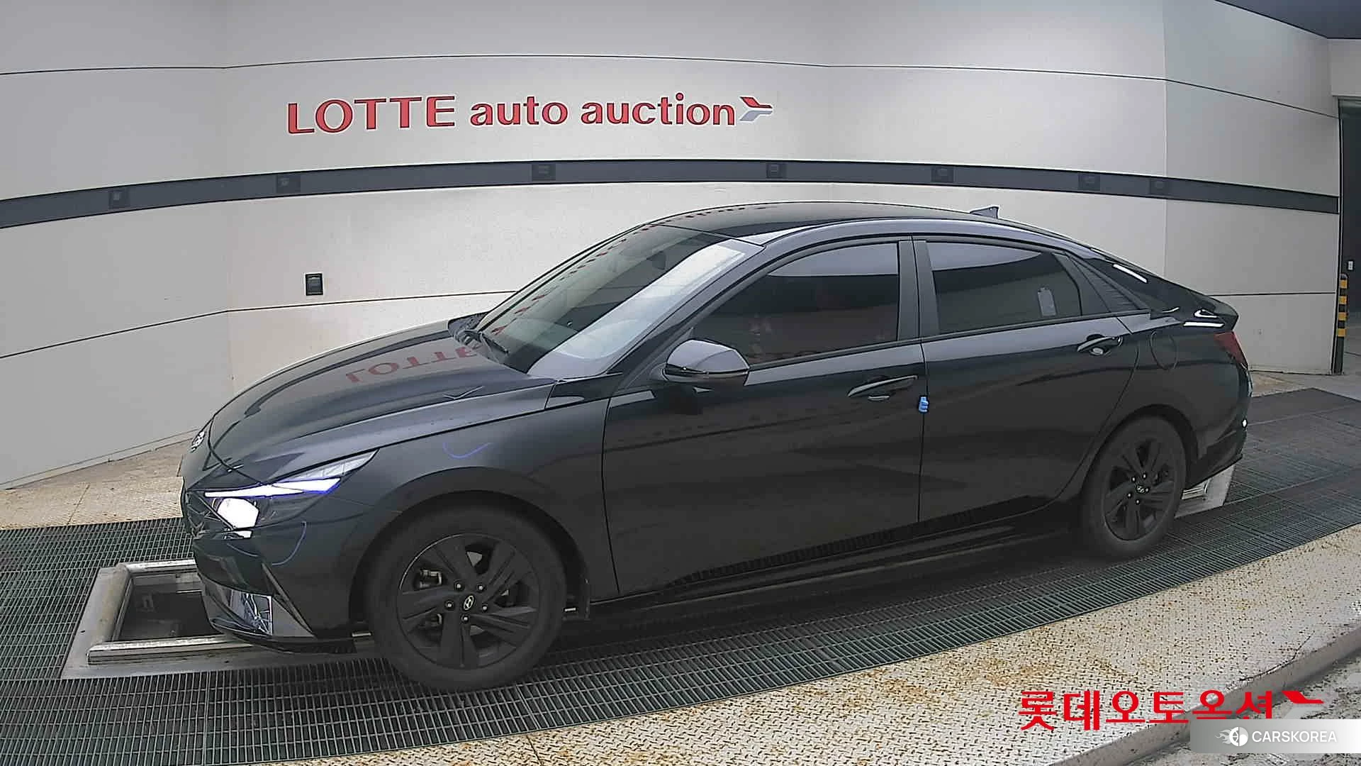 Hyundai Avante 2023 Phantom Black Pearl из Кореи, фото 3