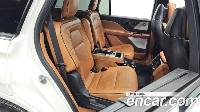 Lincoln Aviator 2nd generation 2020 Белый из Кореи, фото 3