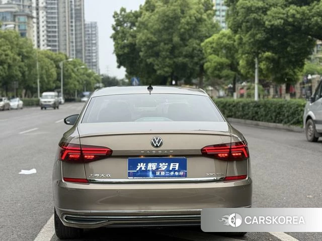 Volkswagen Passat 2021 Шампань из Китая, фото 3