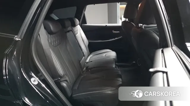 Hyundai The New Santa Fe 2022 Черный из Кореи, фото 3