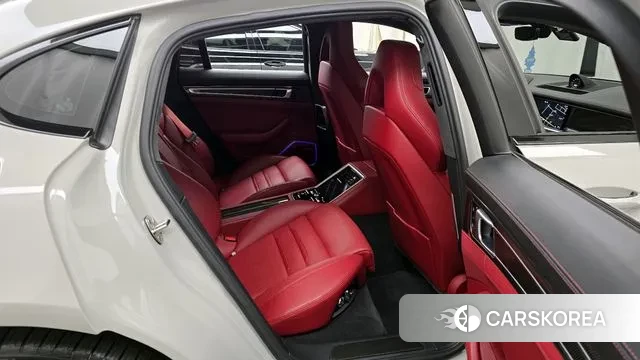 Porsche Panamera (971) 2020 Серебристо-серый из Кореи, фото 3