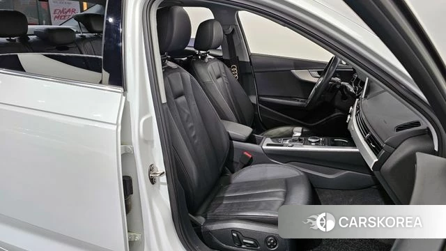 Audi A4 (B9) 2018 Белый из Кореи, фото 3