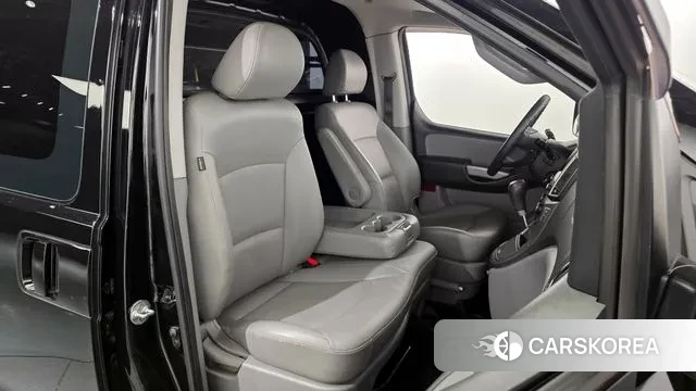 Hyundai The New Grand Starex 2019 Черный из Кореи, фото 3