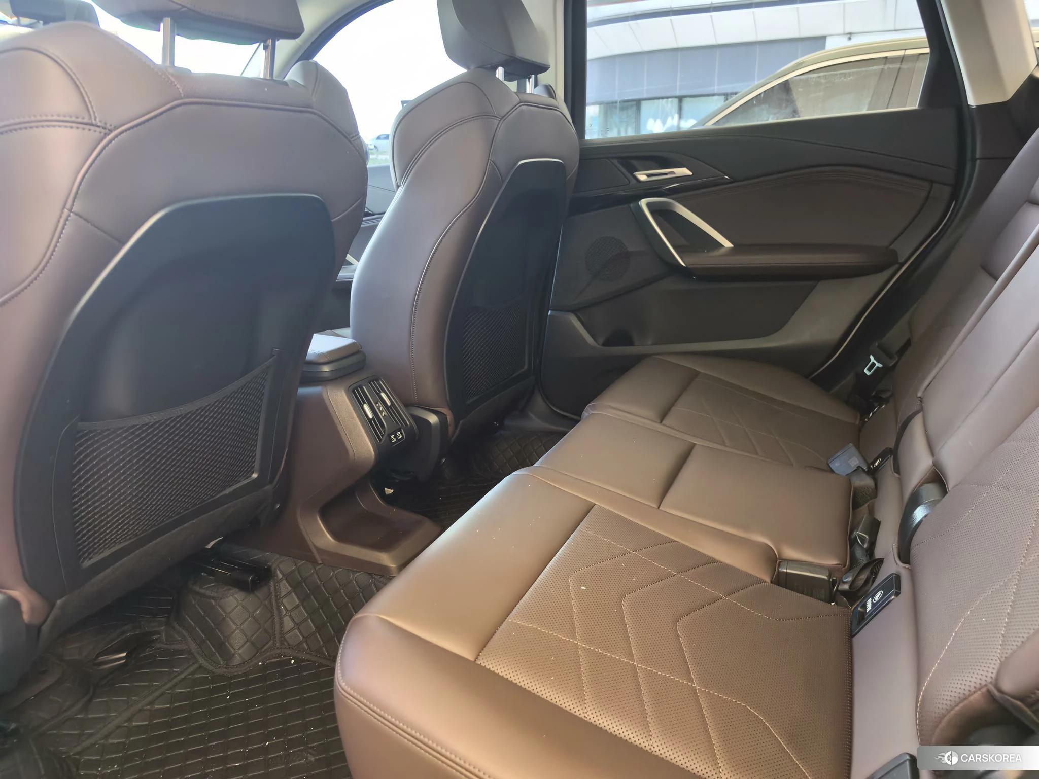 BMW X1 2023 Белый из Китая, фото 3