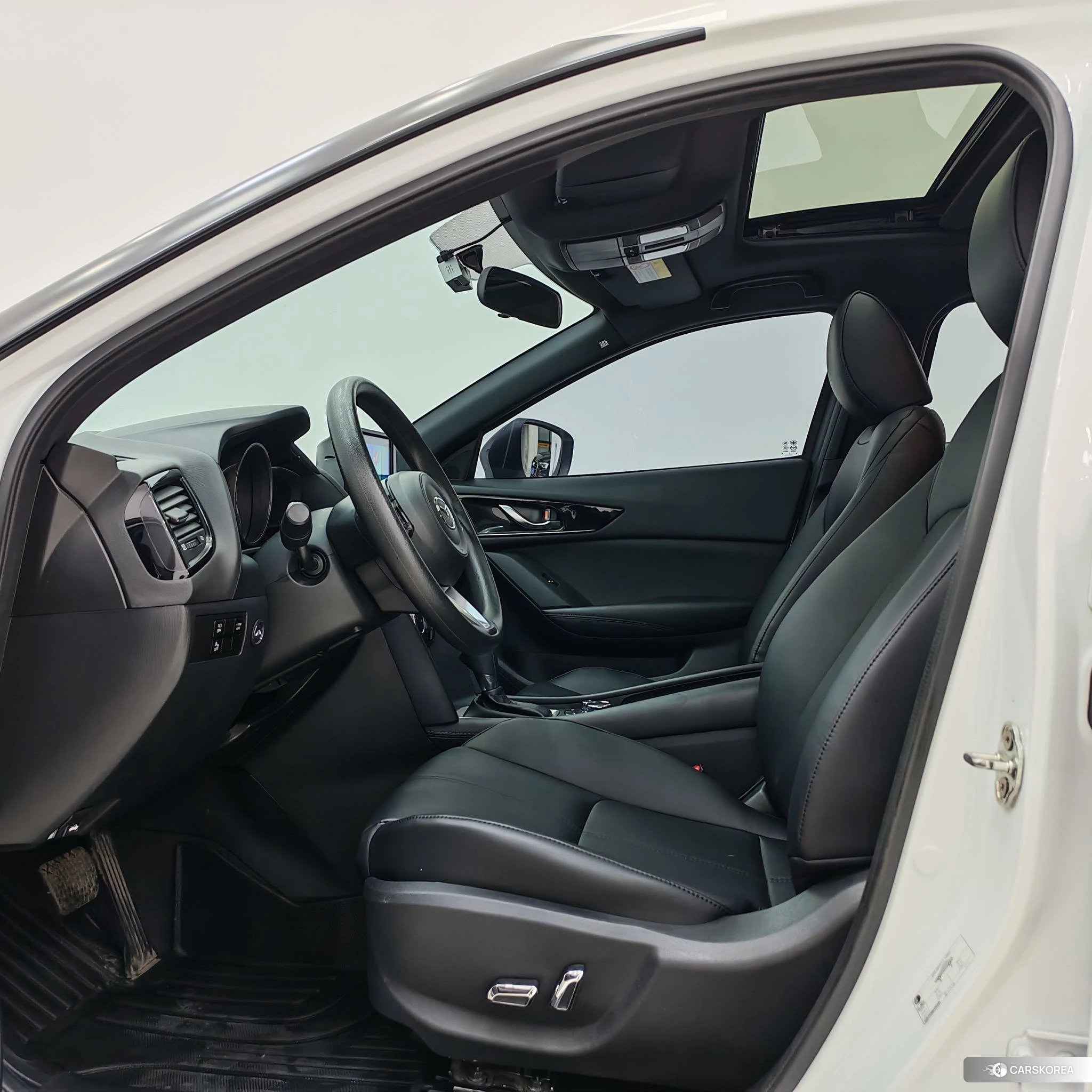 Mazda CX-4 2020 Белый из Китая, фото 3