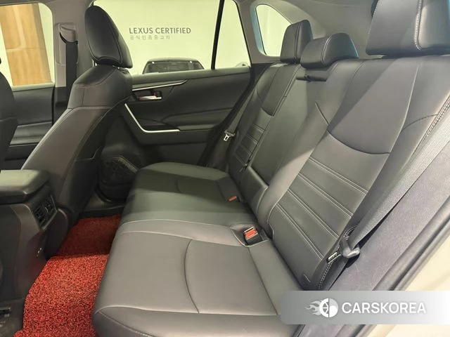 Toyota RAV4 5th Generation 2023 Белый из Кореи, фото 3