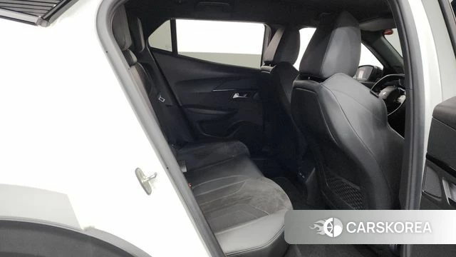 Peugeot 2008 2020 Белый из Кореи, фото 3