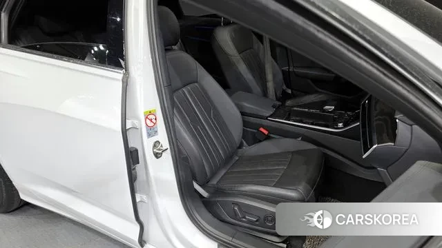 Audi A6 (C8) 2020 Белый из Кореи, фото 3