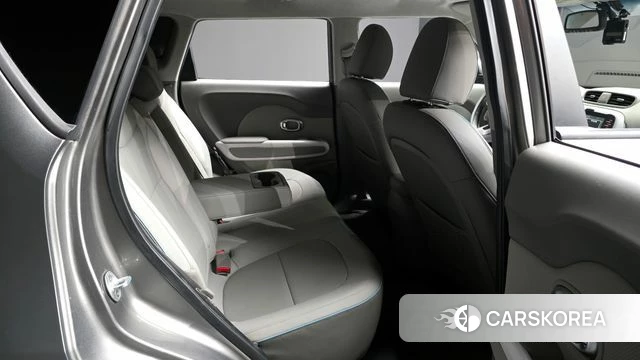 Kia Soul EV 2018 Серебристо-серый из Кореи, фото 3