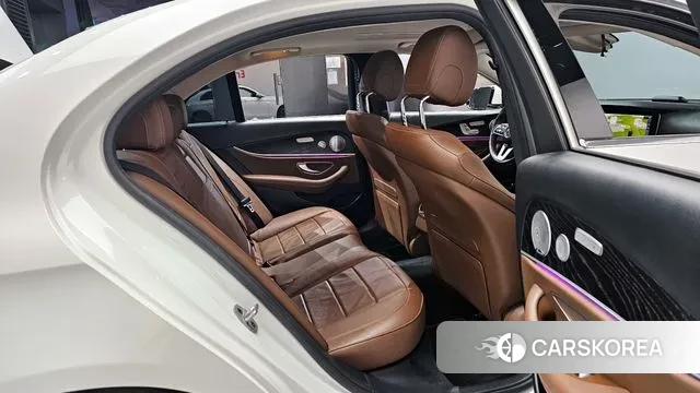 Mercedes-Benz E-Class W213 2019 Белый из Кореи, фото 3