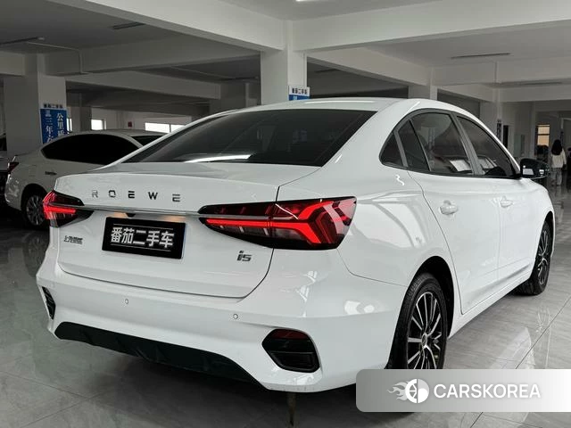 Roewe i5 2022 Белый из Китая, фото 3