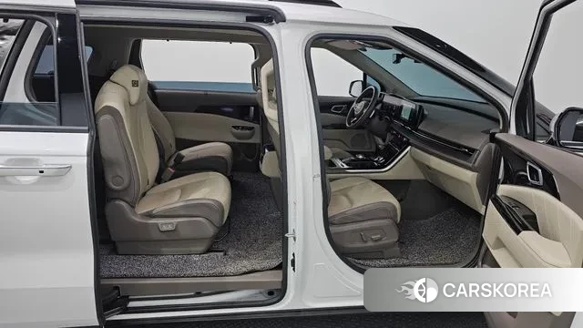 Kia Carnival 4th generation 2022 Белый из Кореи, фото 3