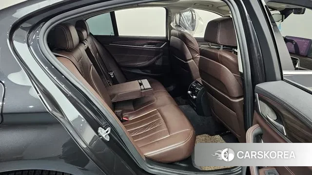 BMW 5 Series (G30) 2020 Серый из Кореи, фото 3