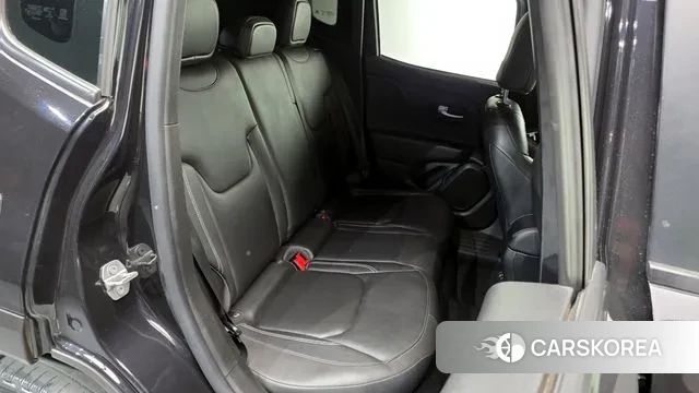 Jeep Renegade 2019 Черный из Кореи, фото 3