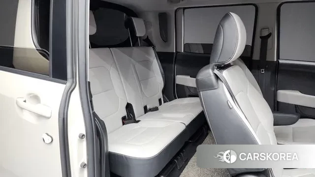 Kia The New Kia Ray EV 2024 Жемчужный цвет из Кореи, фото 3