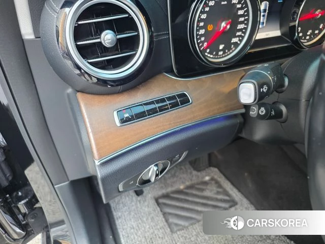 Mercedes-Benz E-Class W213 2020 Черный из Кореи, фото 3