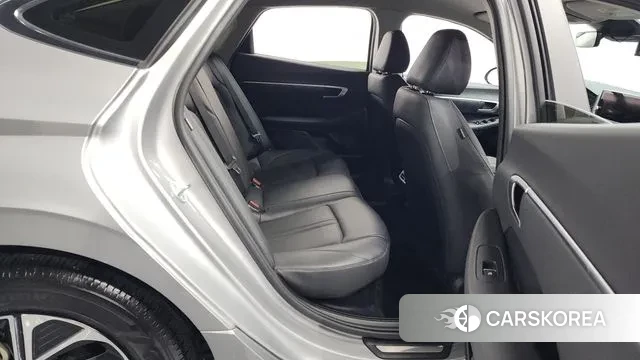 Hyundai Sonata Hybrid (DN8) 2020 Серебристо-серый из Кореи, фото 3