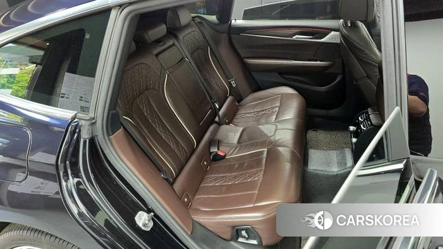 BMW 6 Series GT (G32) 2021 Черный из Кореи, фото 3