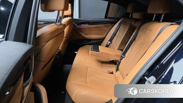 BMW 5 Series (G30) 2021 Черный из Кореи, фото 3