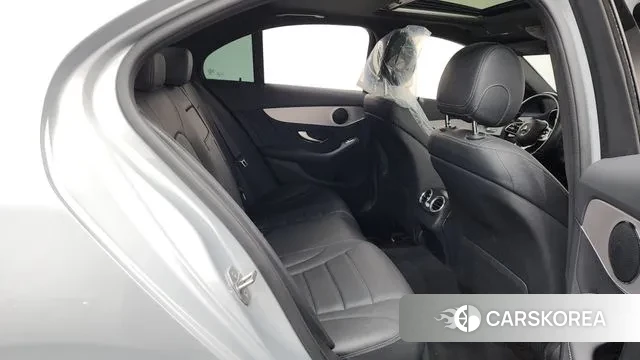 Mercedes-Benz C-Class W205 2021 Серебряный из Кореи, фото 3