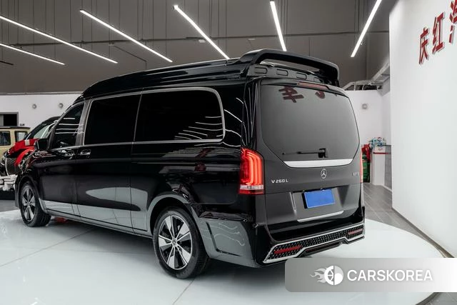 Mercedes-Benz V-class 2023 Черный из Китая, фото 3
