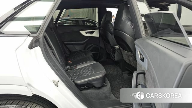 Audi Q8 (4M) 2022 Белый из Кореи, фото 3