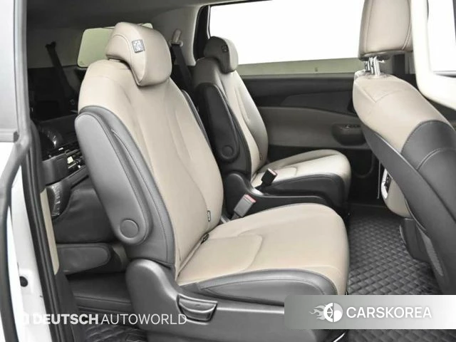 Kia The New Carnival 4th Generation 2025 Белый из Кореи, фото 3