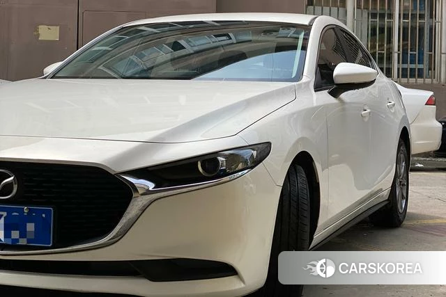 Mazda 3 Angkesaila 2023 Белый из Китая, фото 3