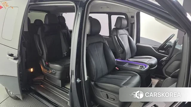 Hyundai Staria 2023 Синий из Кореи, фото 3