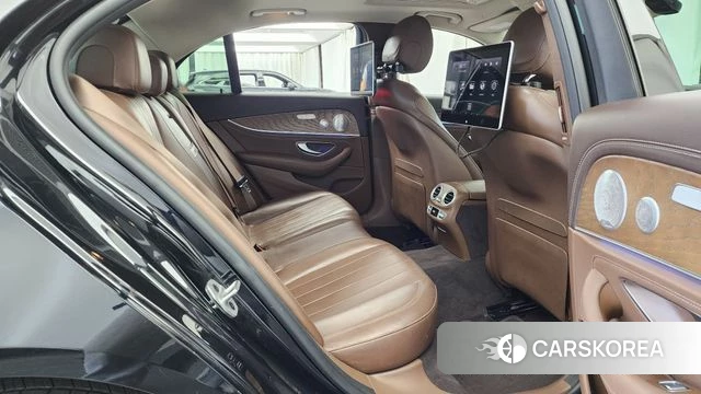 Mercedes-Benz E-Class W213 2020 Черный из Кореи, фото 3