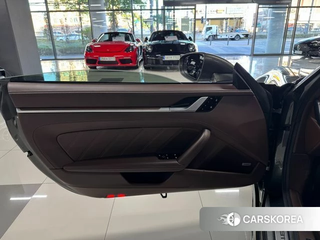 Porsche 911(992) 2021 Цвет тростника из Кореи, фото 3