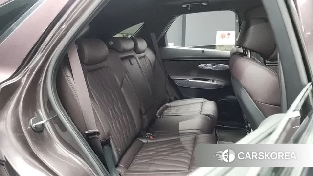 Genesis GV70 2022 Фиолетовый из Кореи, фото 3