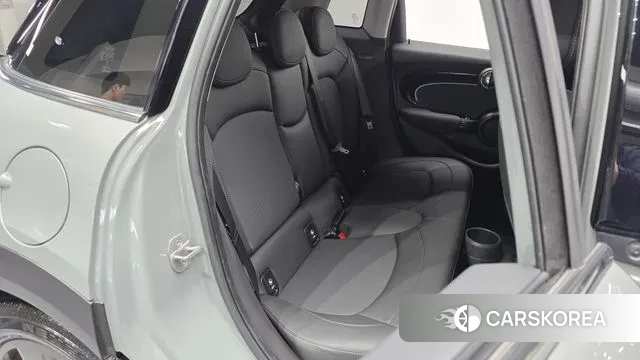 Mini Cooper 2022 Серебристо-серый из Кореи, фото 3