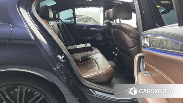 BMW 5 Series (G30) 2018 Черный из Кореи, фото 3