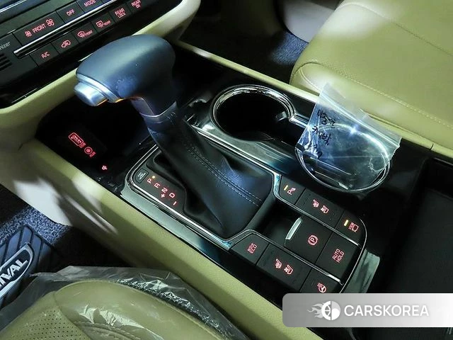 Kia The New Carnival 2019 Белый из Кореи, фото 3