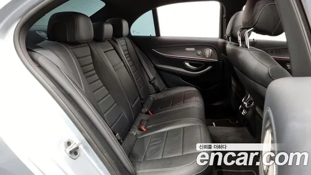 Mercedes-Benz E-Class W213 2022 Серебристо-серый из Кореи, фото 3