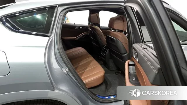 BMW X6 (G06) 2025 Серебряный из Кореи, фото 3